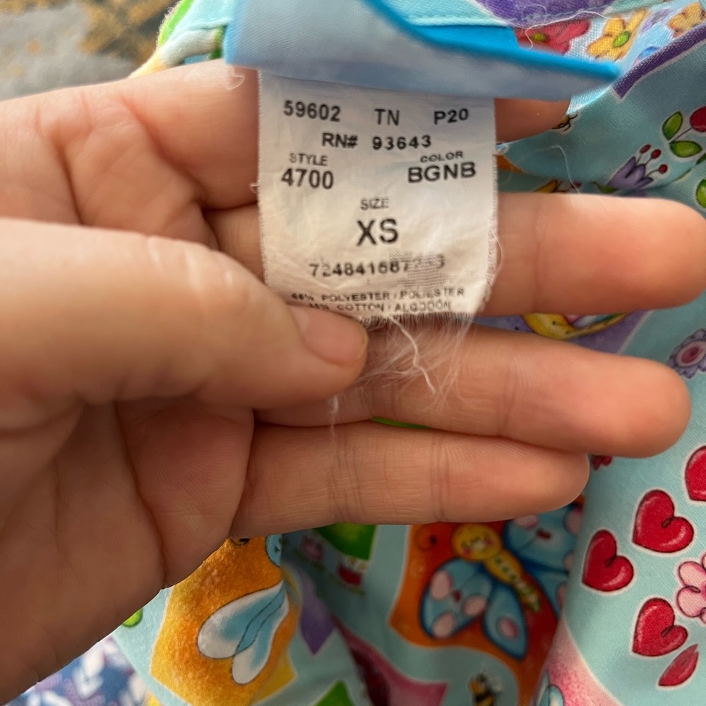 XS scrub top